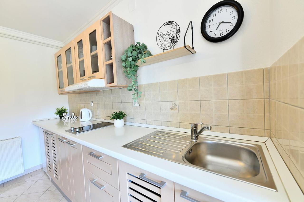 Apartments Green Park غاكوفيتسا المظهر الخارجي الصورة